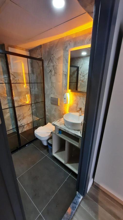 Talles Loft Hotel อิซมีร์ ภายนอก รูปภาพ