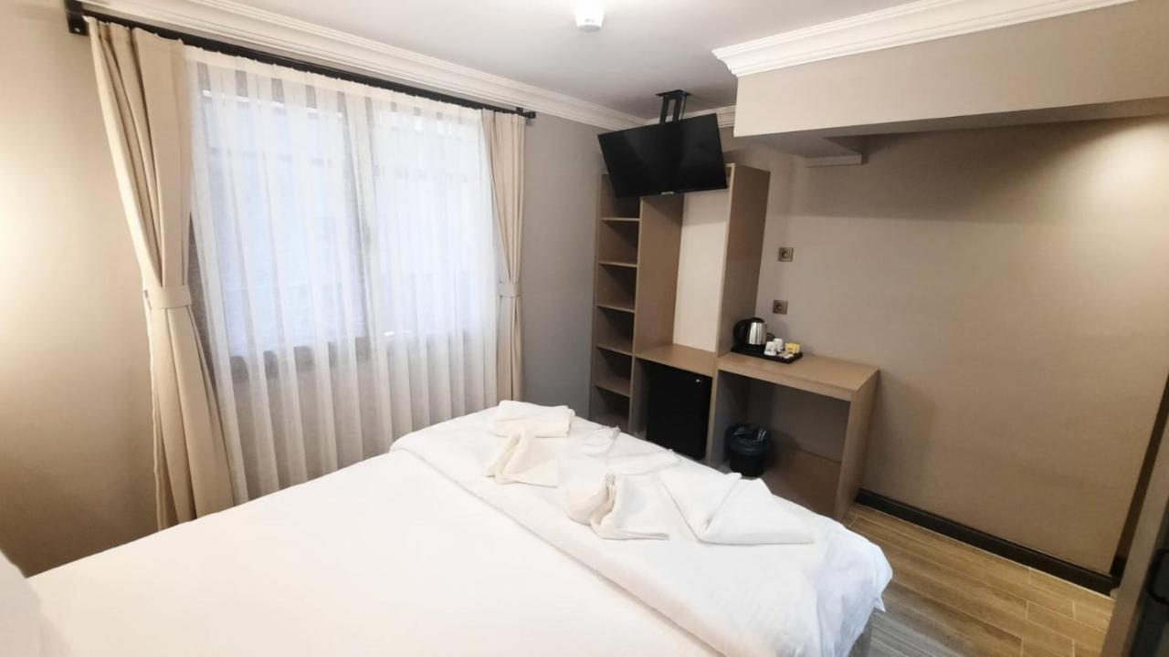 Talles Loft Hotel อิซมีร์ ภายนอก รูปภาพ